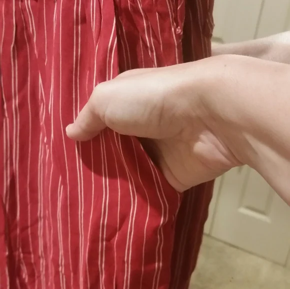 Wrap front Ruffle Sleeve jumpsuit - Picture 5 of 9